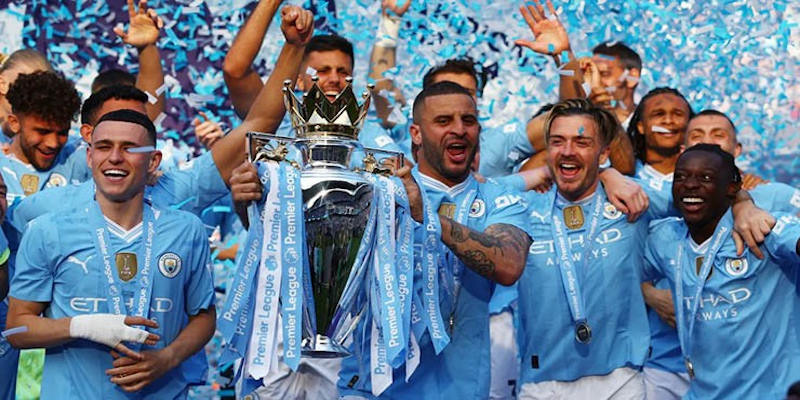 Manchester City dẫn đầu danh sách top 10 đội bóng mạnh nhất thế giới